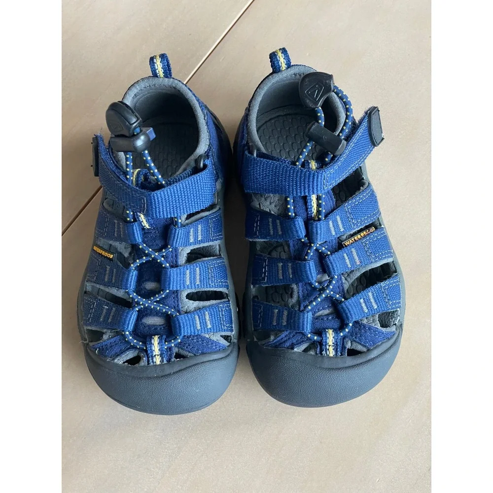 Keen Toddler Newport H2 Kids Water Hiking Blue Sandals Shoes - Size 9